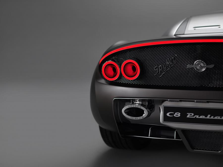 Детали экстерьера Spyker C8 Preliator Concept (255) 2016 года  (фото 4 из 21)